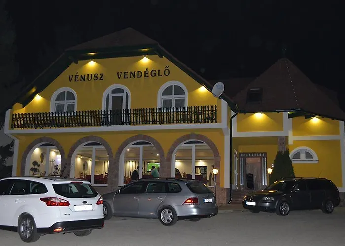 Venusz Panzio Es Vendeglo